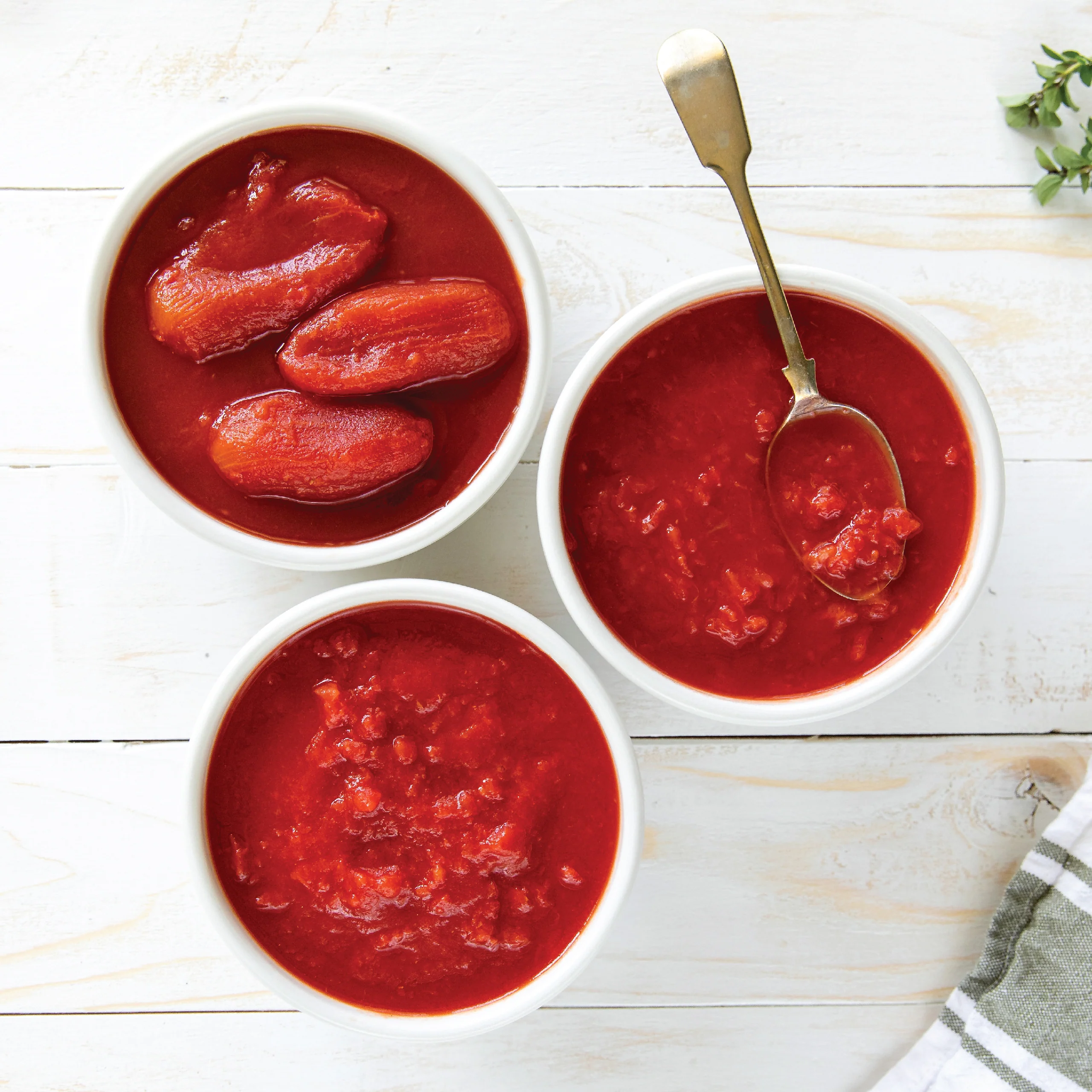 Organic Whole Peeled Tomatoes - Image 3